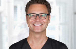 Zahnarzt Dr. Stefan Grünenwald Prothetik und Implantologie