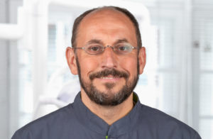 Zahnarzt Prof. Dr. Jörg Neugebauer Implantologie